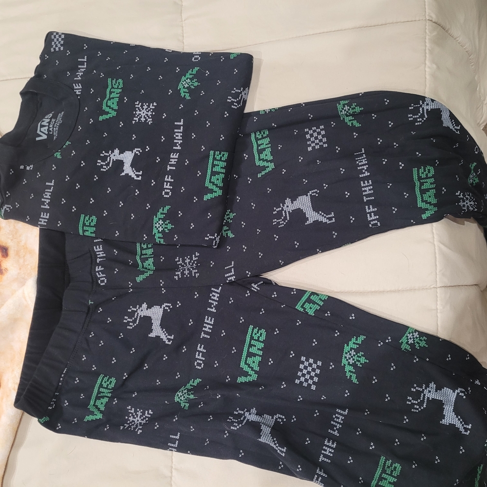 Vans Black and Green Pajama Set Comfortable Sleepwear